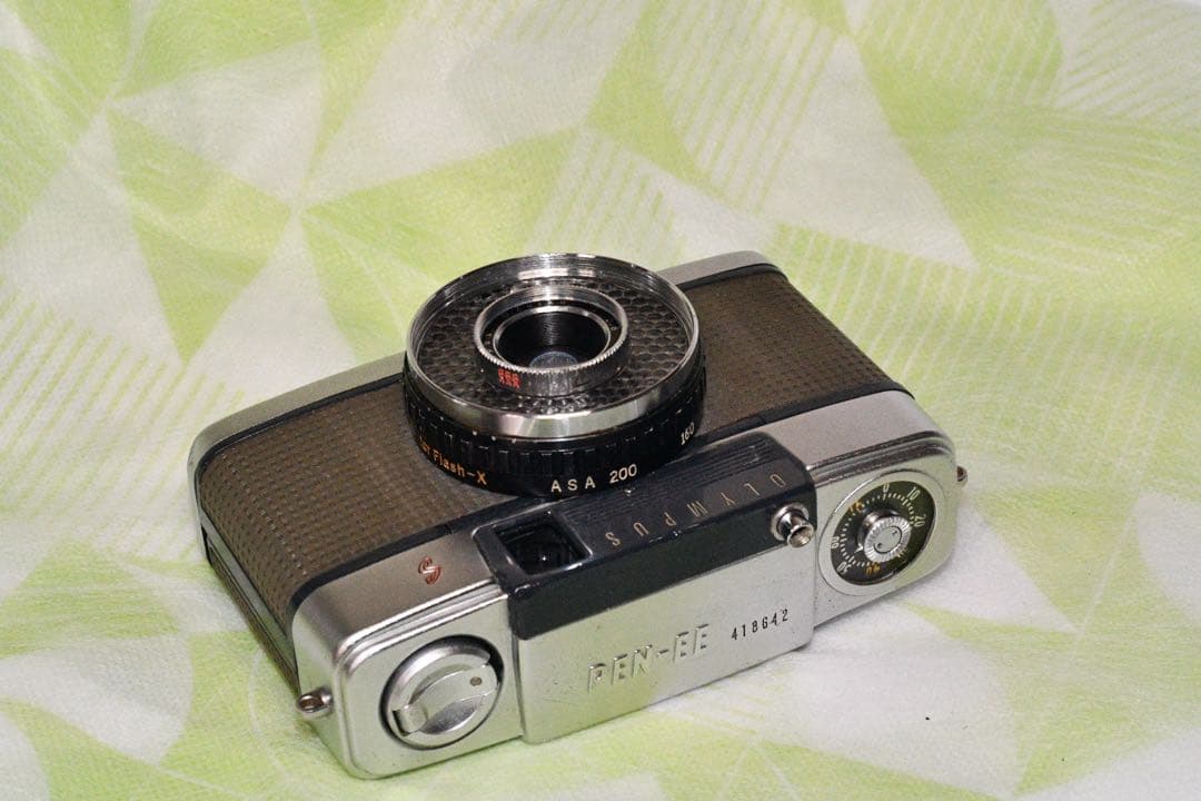 《動作品》OLYMPUS PEN EE S a376