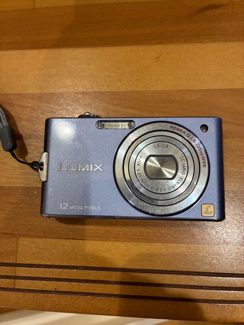 LUMIX DMC-FX60 デジタルカメラ　値下中