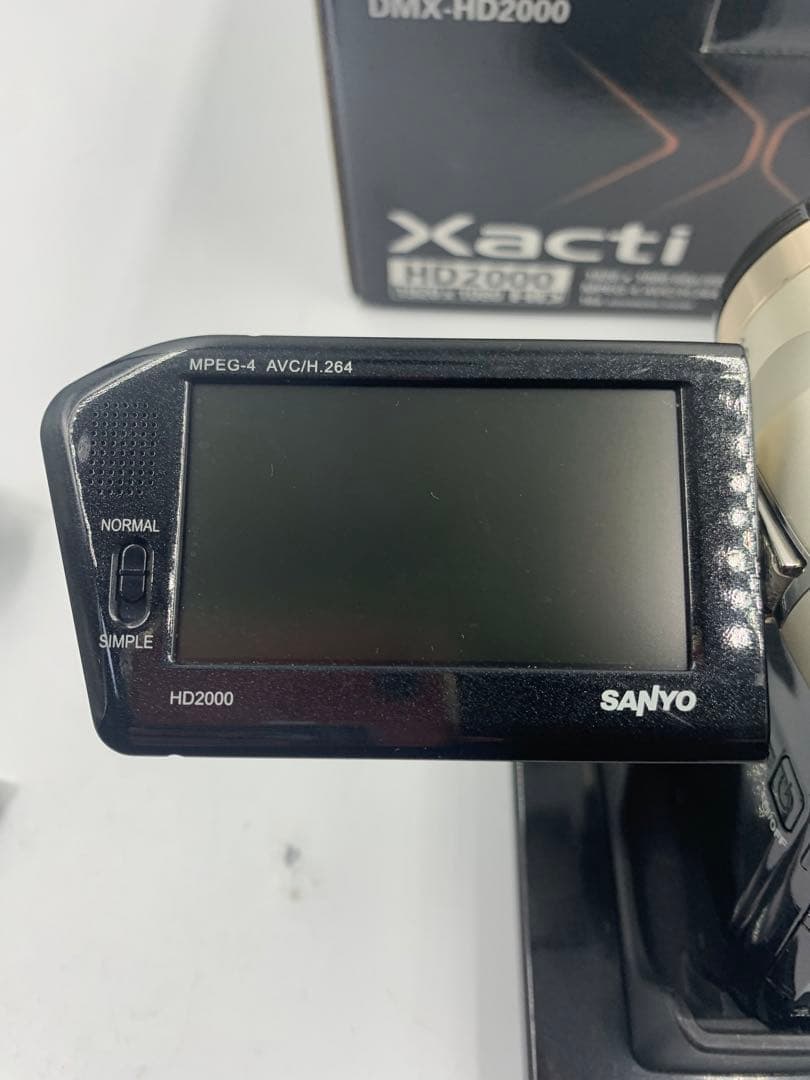 SANYO Xacti DMX-HD2000 ビデオカメラ