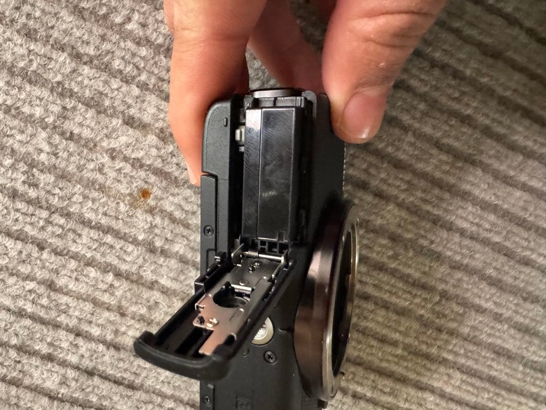 Canon EOS コンパクトデジタルカメラ