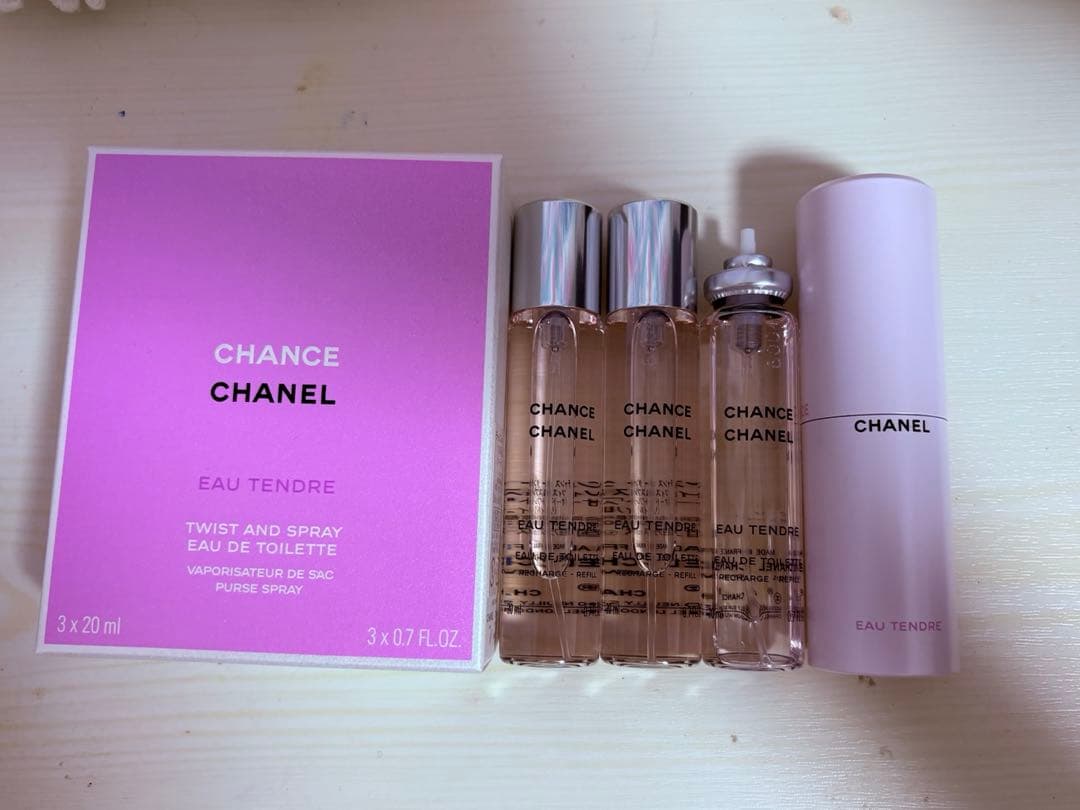 CHANEL チャンス　オー　タンドゥル　ツィスト&スプレイ　本体　詰め替え２本