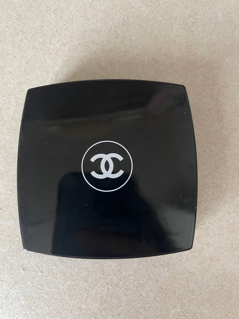 CHANEL ハイライトパウダー 9402 特別限定盤
