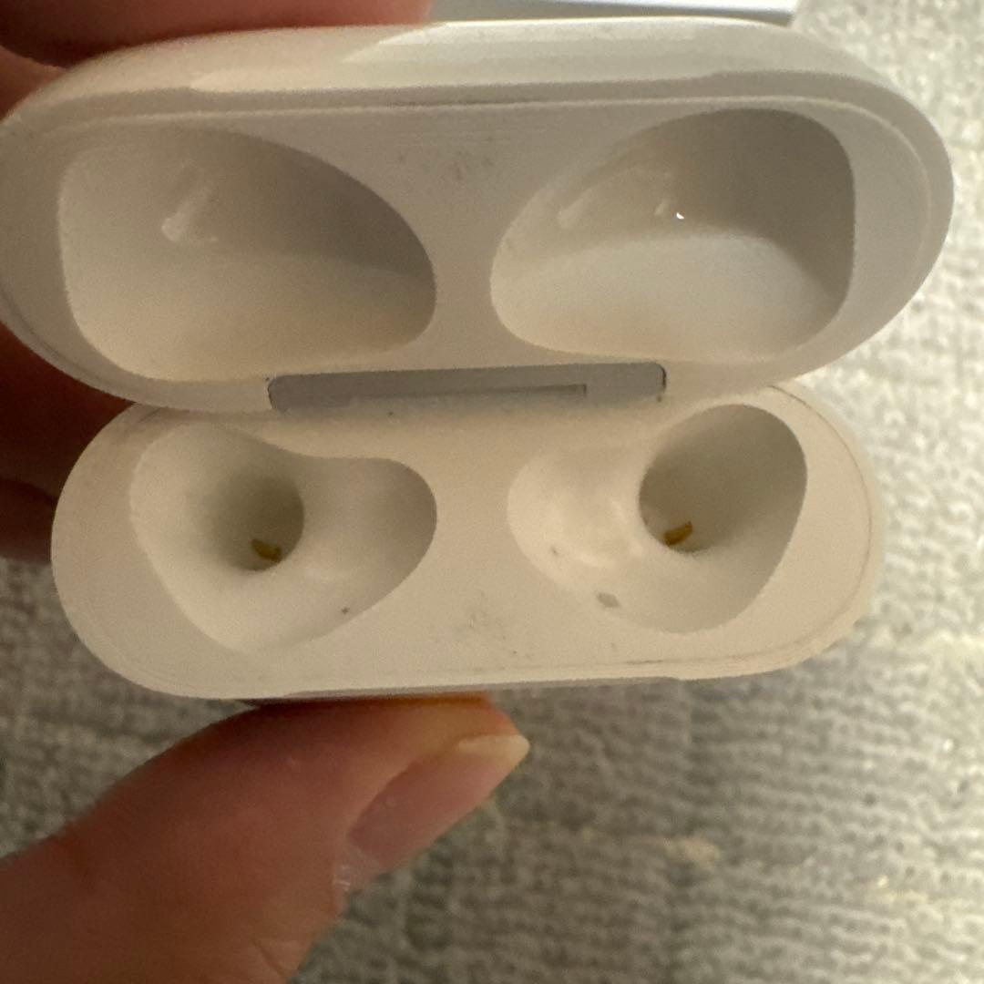 かわたかApple AirPods 第三世代 本体 充電ケース付き