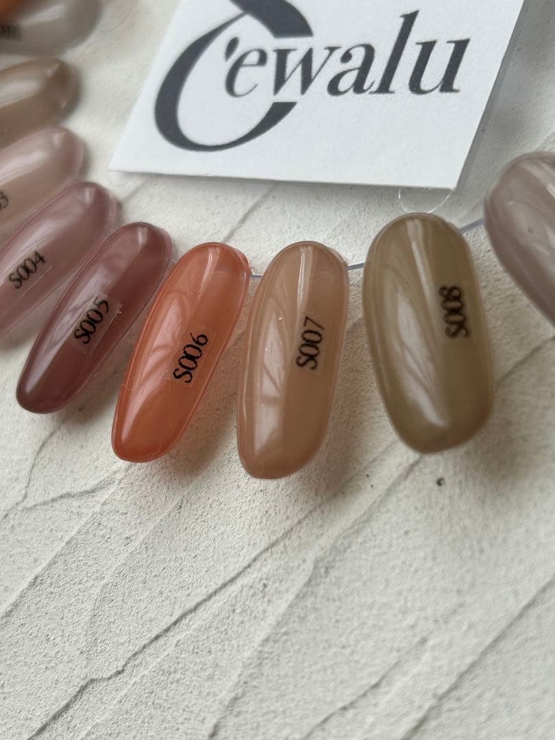 ewalu color gel 全10色　カラーチャート付