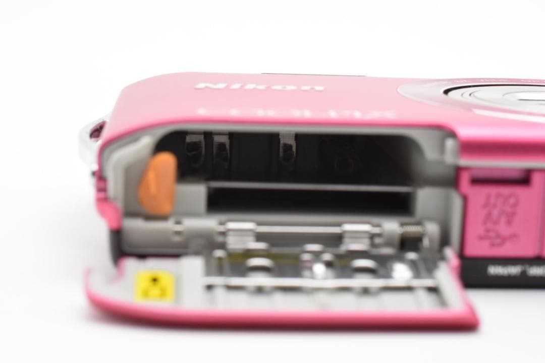 【極美品】Nikon COOLPIX S3300 ピンク　動作確認済