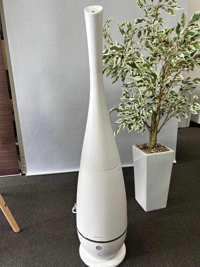 【美品】シレーヌ 加湿器ホワイト2024 Francfranc 置き型加湿器