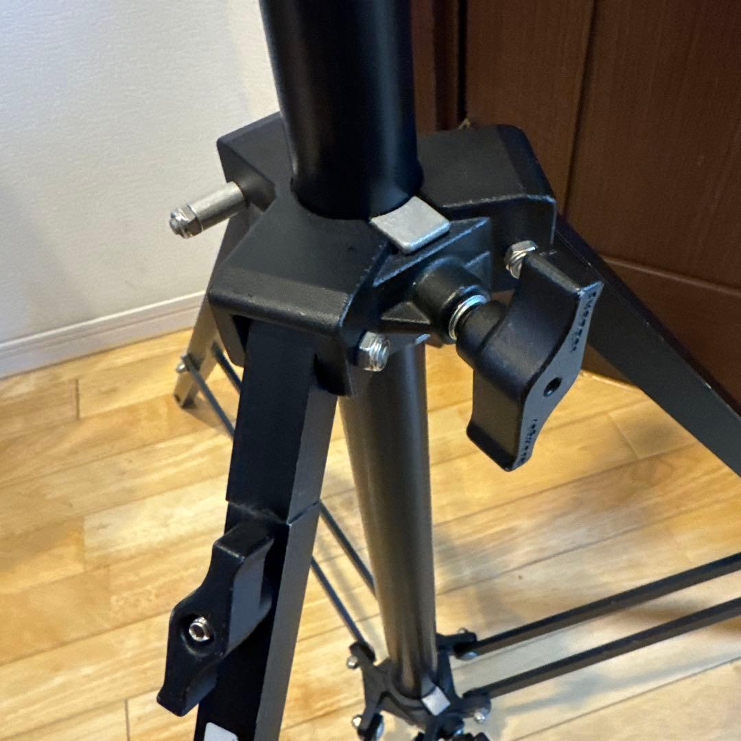 【手渡し限定】Manfrotto AVENGER ライトスタンド A0040B