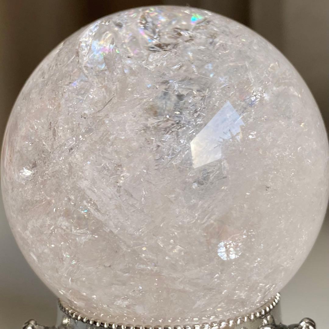 【 天然石 シュワシュワ 虹入り 水晶 スフィア 約54ミリ ブラジル産 丸玉】