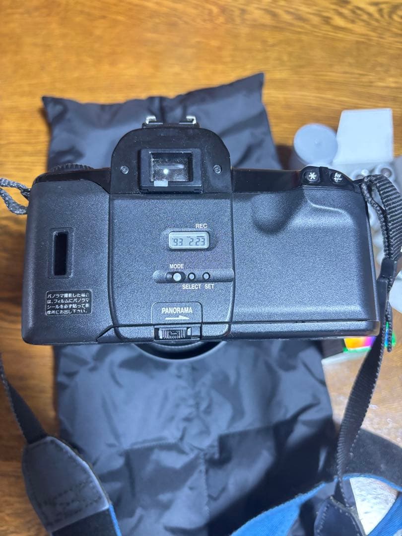 Canon フィルムカメラ ET-61 ズームレンズ付きeos Kissバック付
