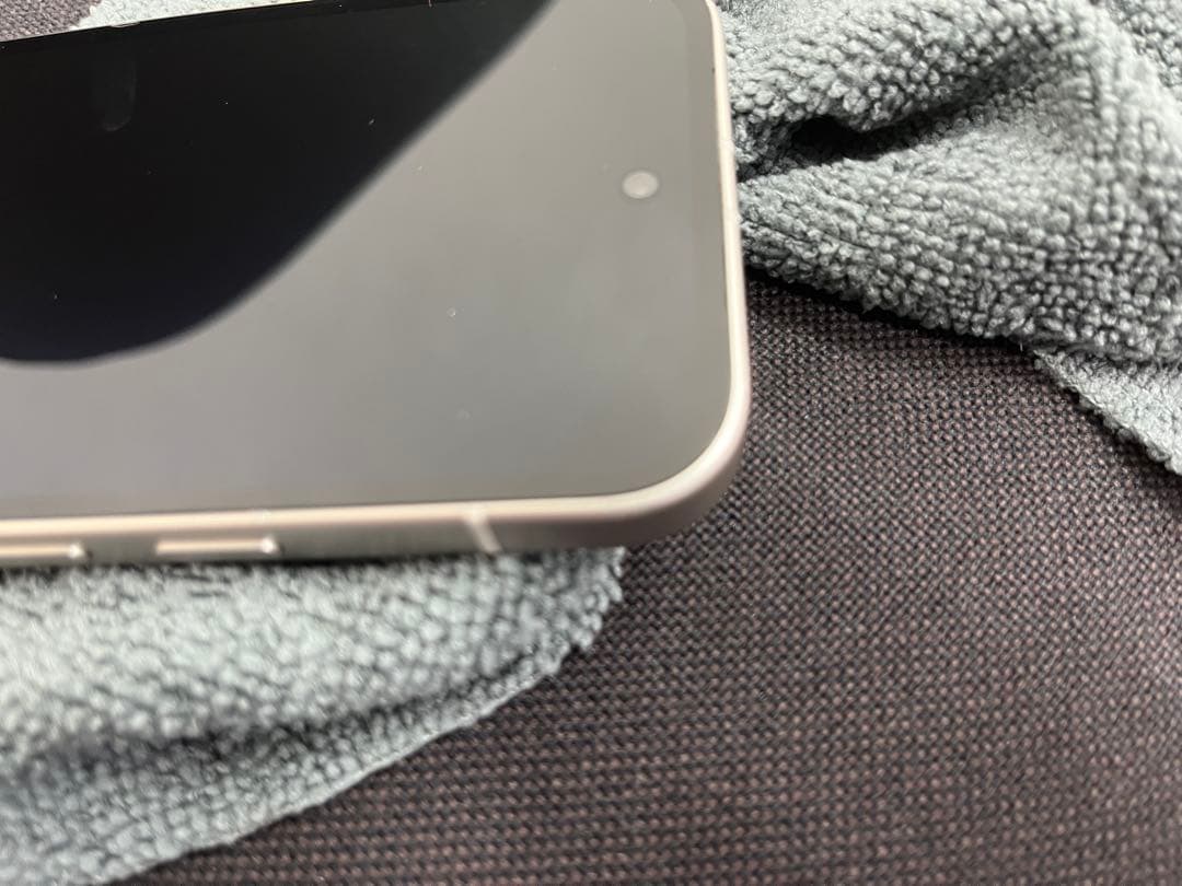 【画面ヒビ割れ有】Google Pixel 9a ホワイト SIMフリー