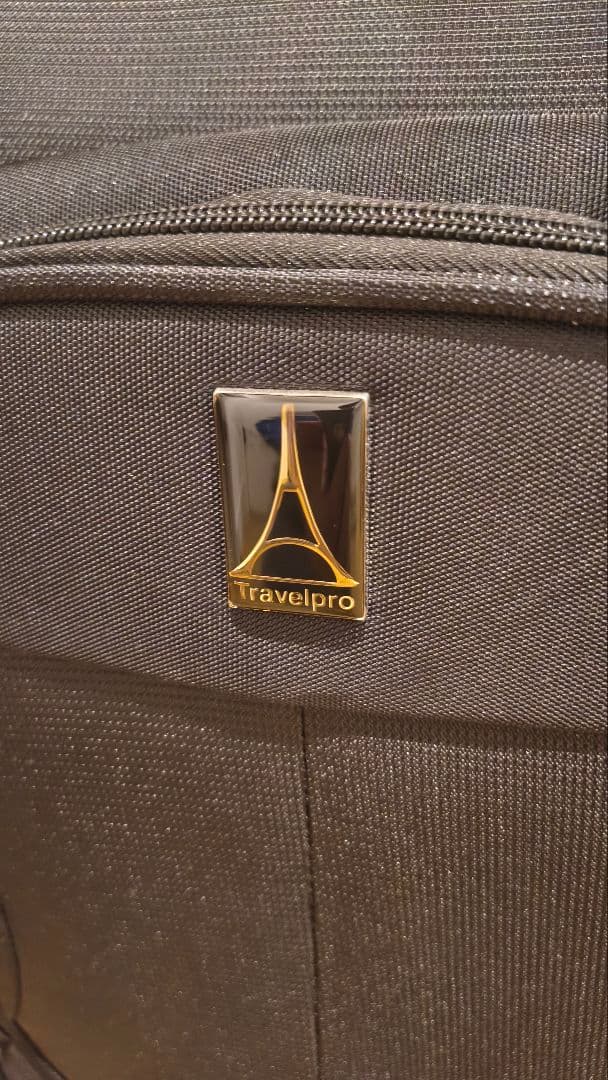 Travelpro Rolling Underseat Carry On 黒