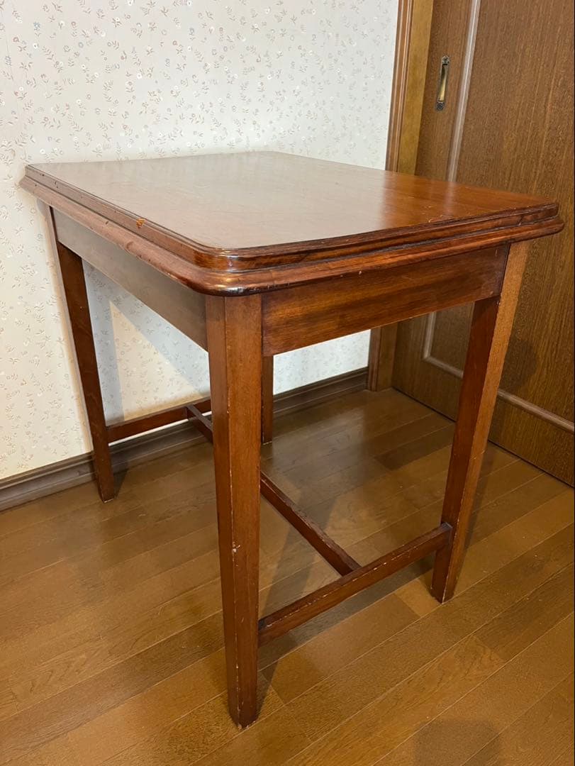 木製テーブル　アンティーク