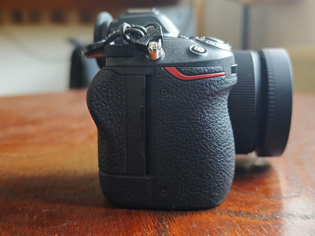 （タイムセール）Nikon Z5 ボディ/ニッコール Z 28mm f2.8
