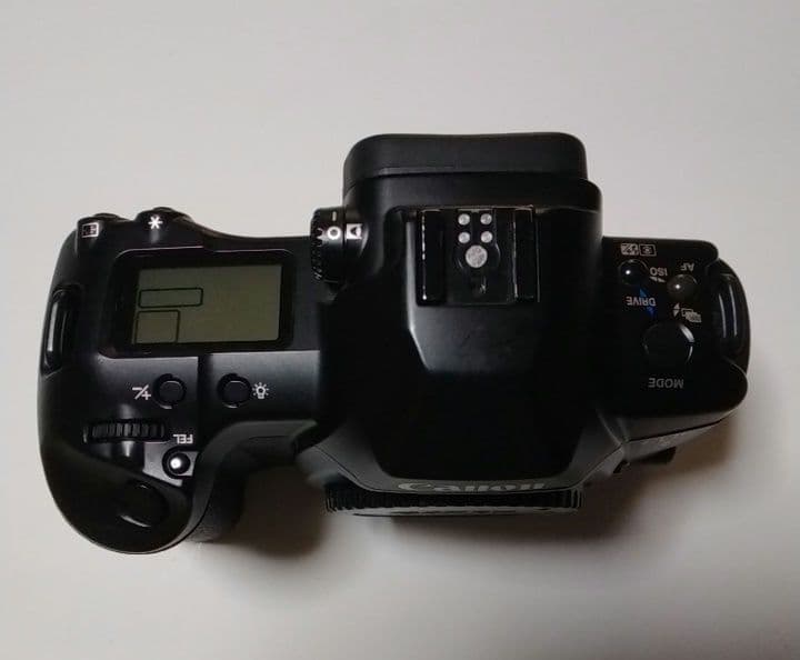 Canon EOS-3 一眼レフカメラ 本体
