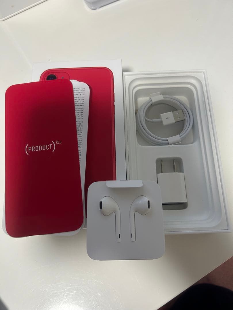 iPhone 11 (PRODUCT)RED 64 GB SIMフリー