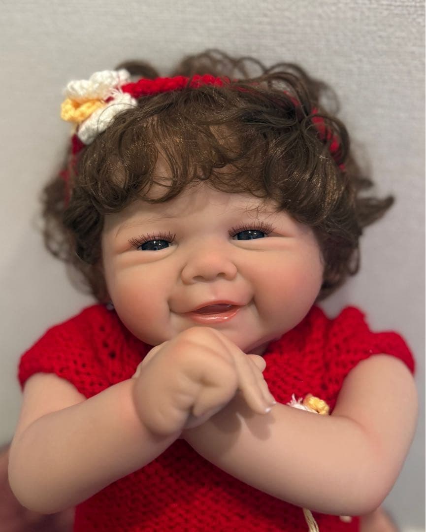 ★新品★リボーンドール クロスボディー天使の笑顔のベビーちゃん❁⃘*.゜