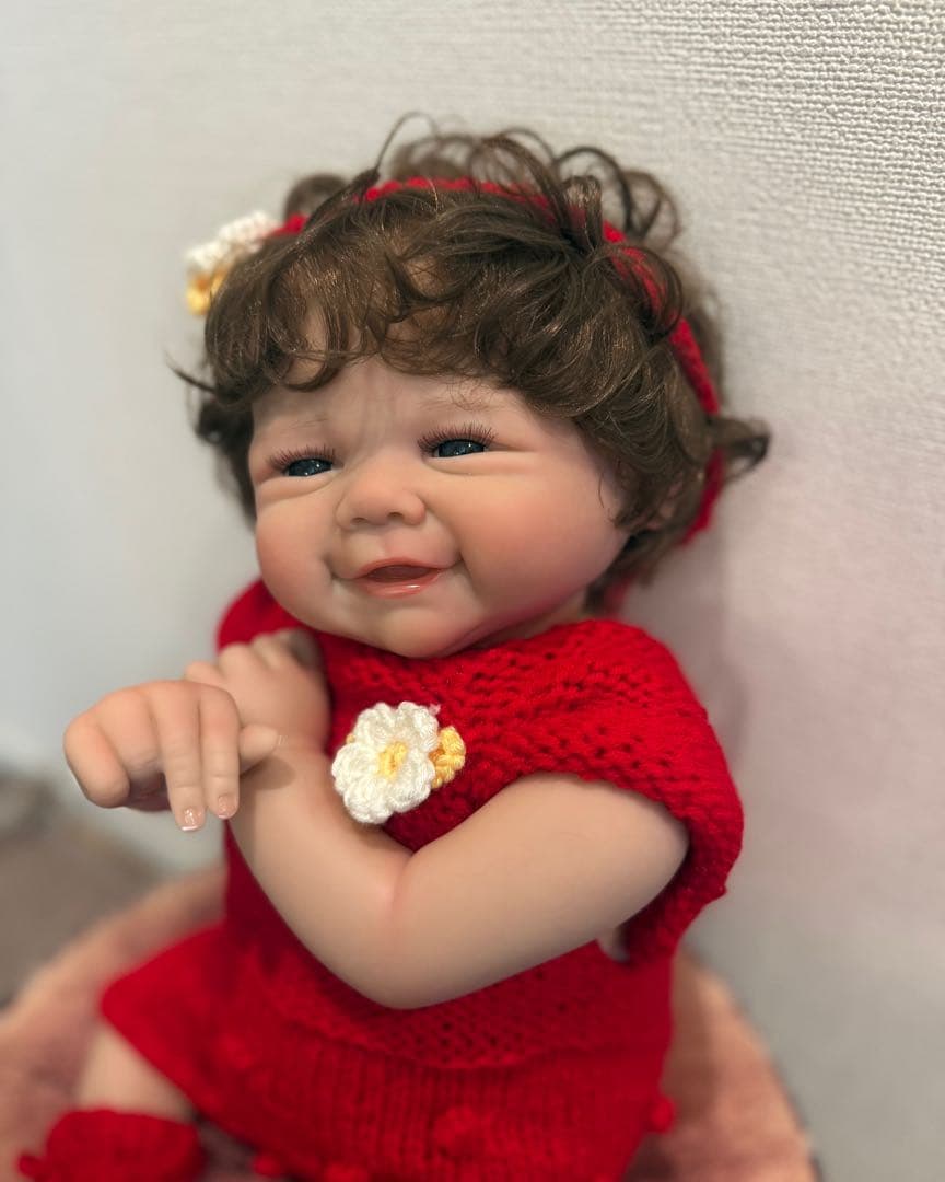 ★新品★リボーンドール クロスボディー天使の笑顔のベビーちゃん❁⃘*.゜