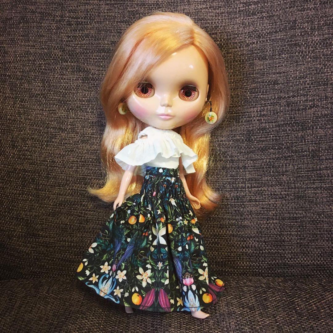 7 特別価格　夏柄ギャザーマキシスカート　リカちゃん　ブライス
