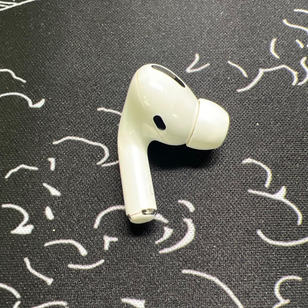 【美品】AirPods Pro ワイヤレスイヤホン ホワイト
