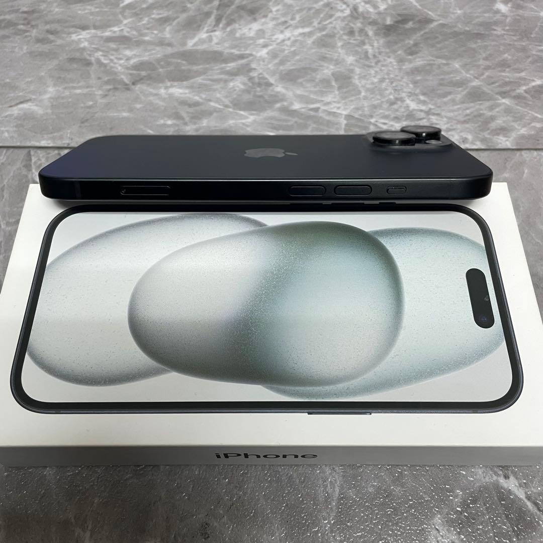 Apple iPhone 15 125GB ブラック SIMフリー