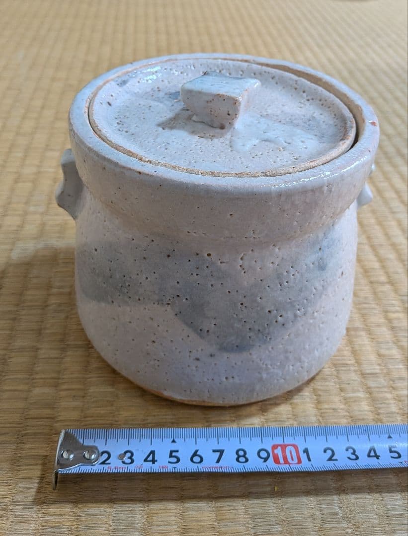 萩焼の水指（みずさし）、陶器製の蓋物