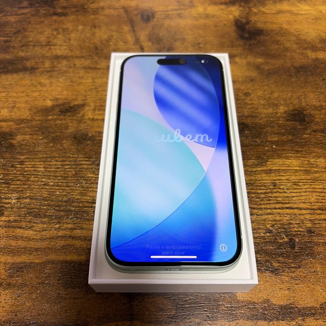 iPhone 15 128GBグリーン