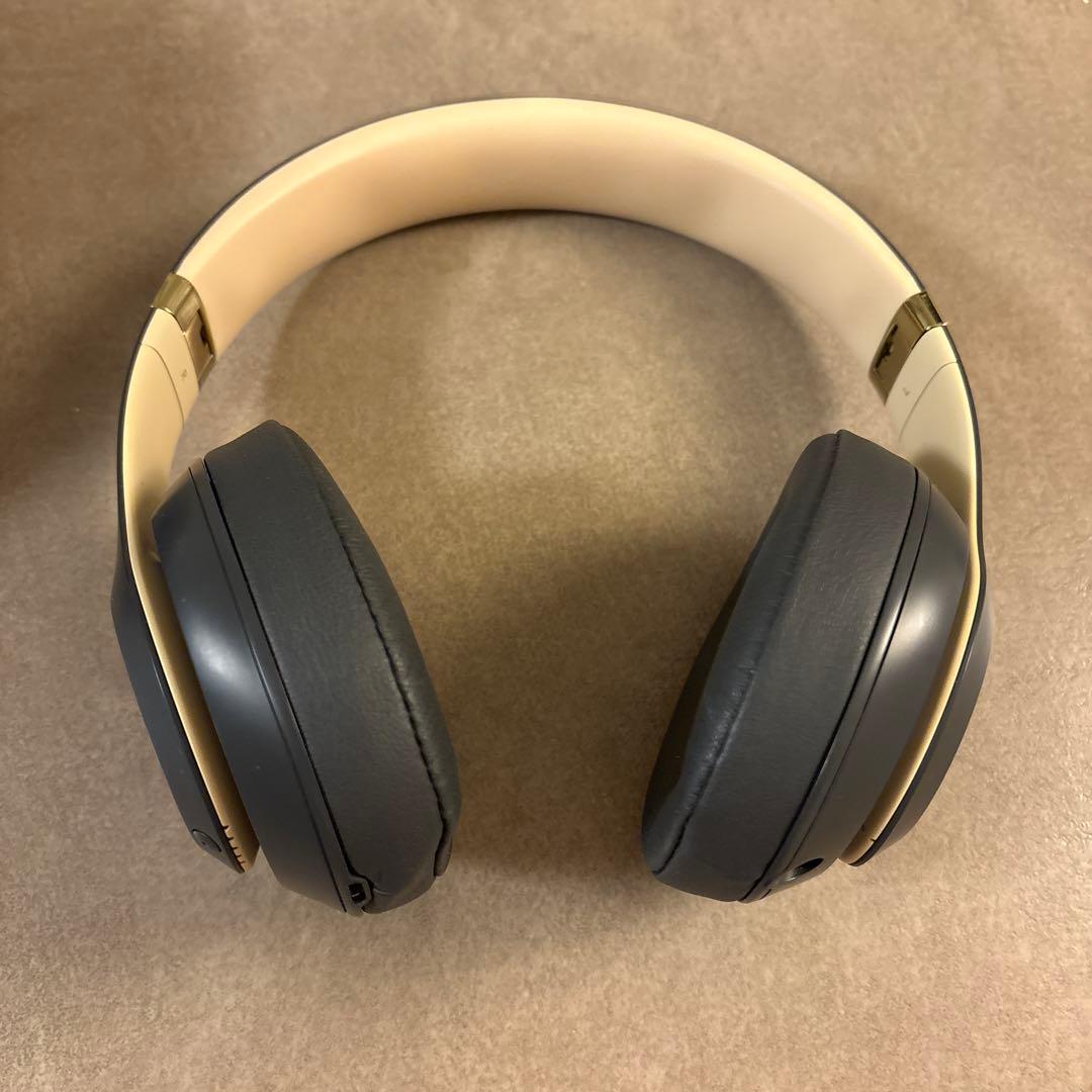 Beats Studio3 Wireless シャドーグレー ケース付き