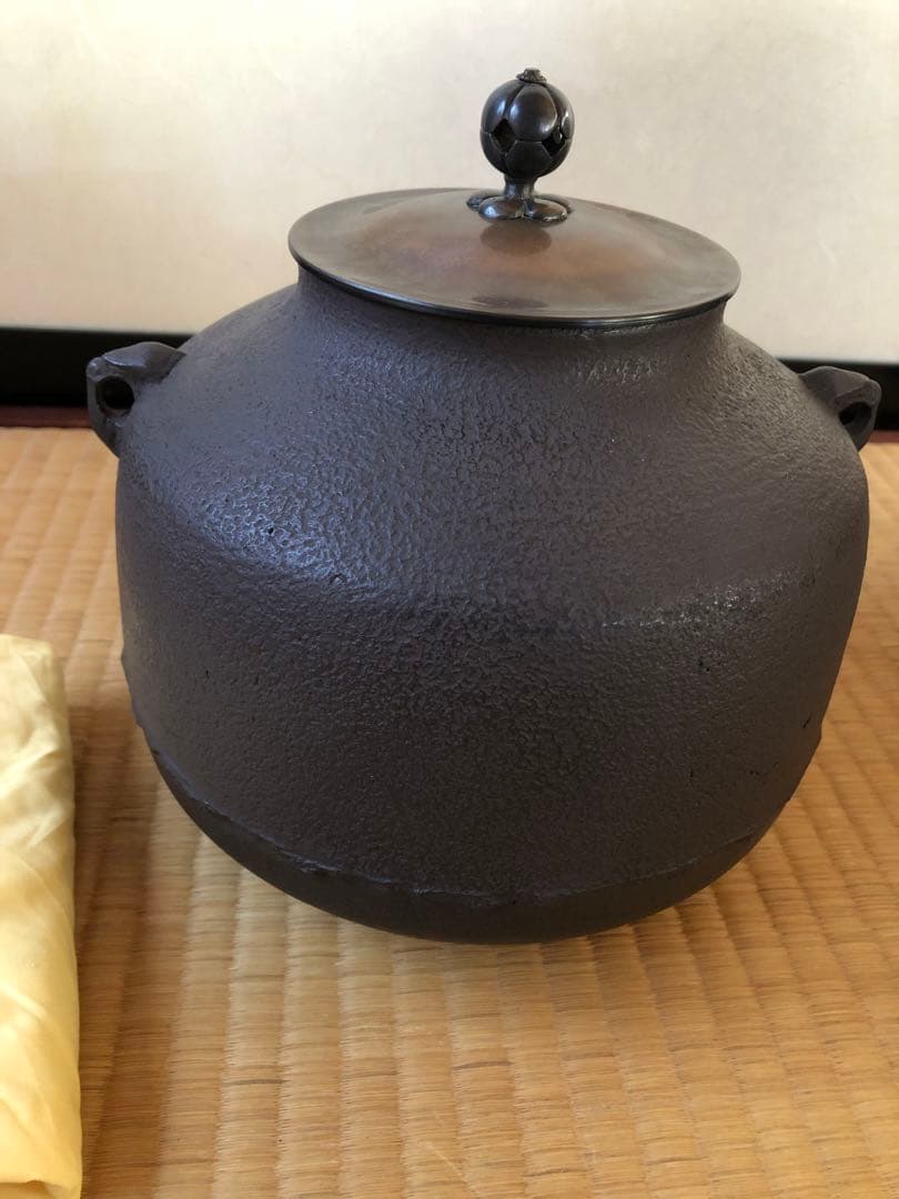 阿弥陀堂釜　初代　畠春斎氏作　共箱入
