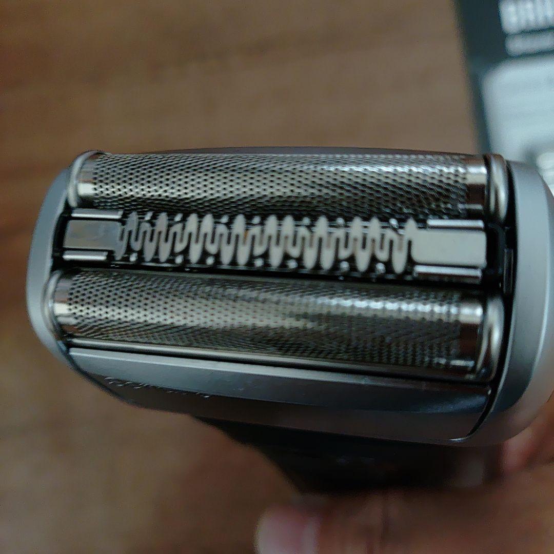新品Braun S8 メンズ電気シェーバー & Series 8替刃