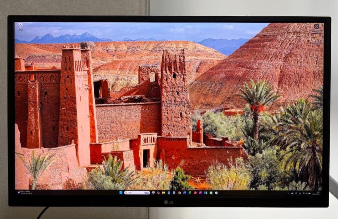 LG 4Kモニター本体 27UL550-W [27インチ]