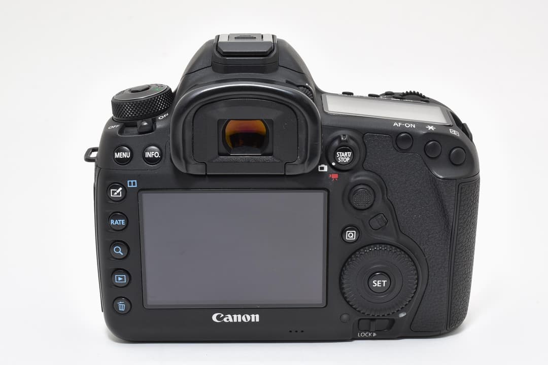 ■ほぼ新品■ キヤノン EOS 5D Mark Ⅳ #C940