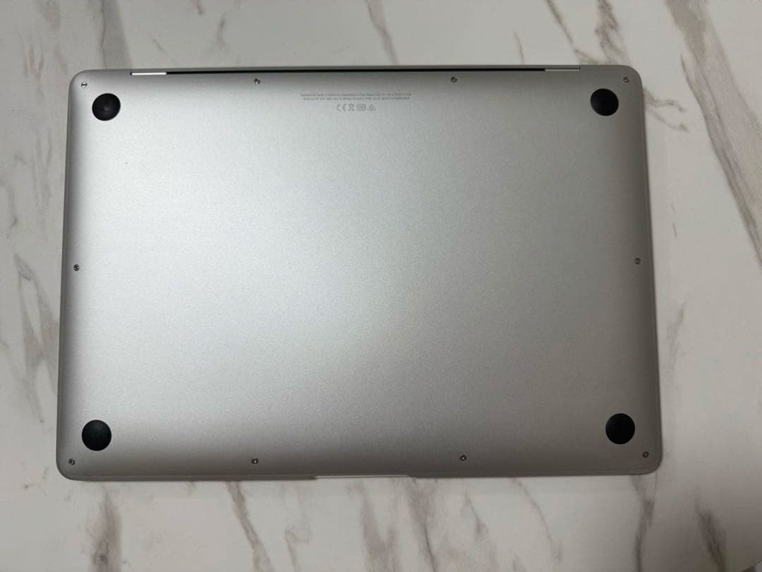 MacBook Air 2020 A2179 256GB シルバー