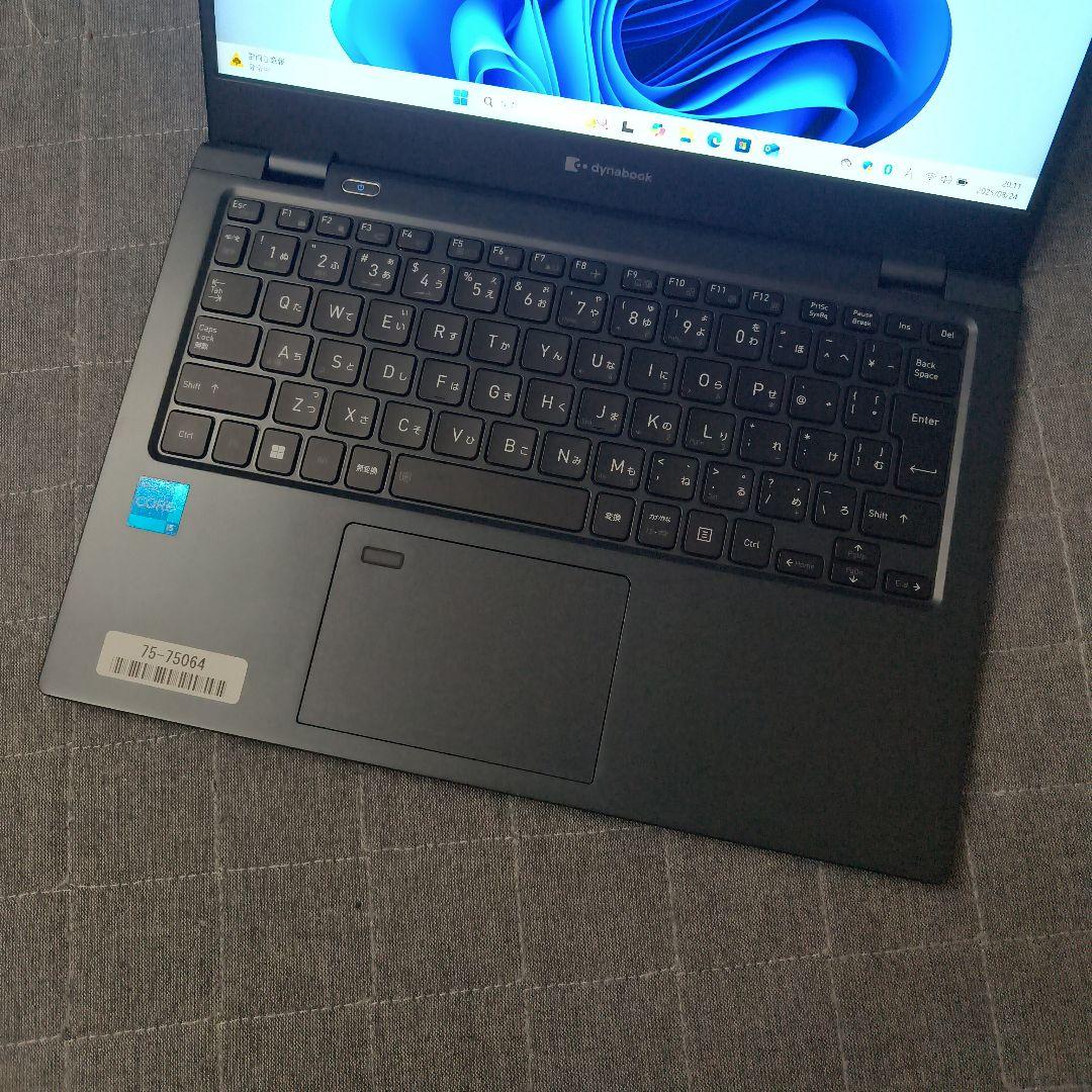 美品 爆速 Dynabook 超軽量 11世代i5 24GB 新品1TB 66