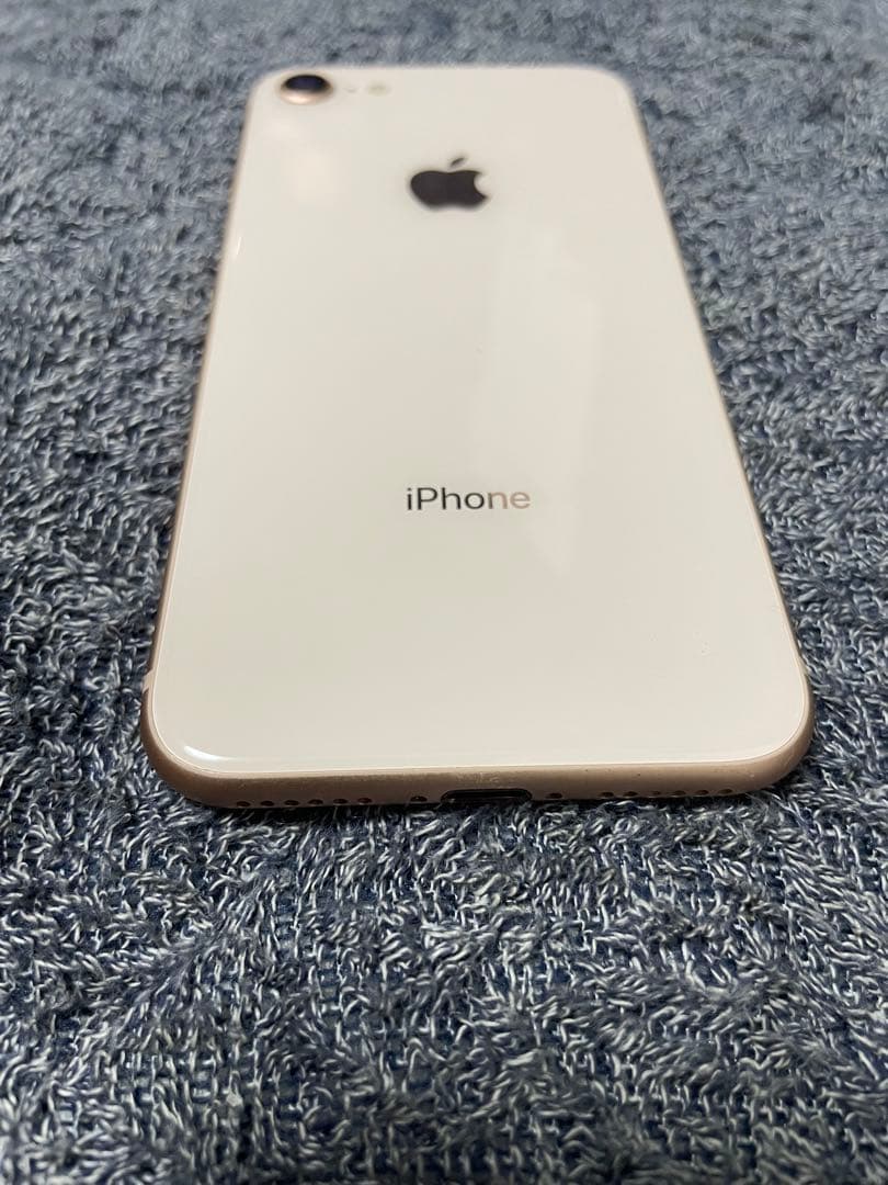 Apple iPhone 8 ゴールド 64GB