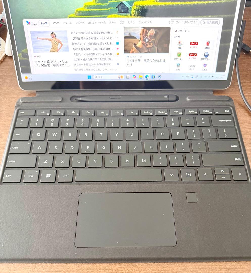 Surface Pro 8 LTEモデル Office2024付 マイクロソフト