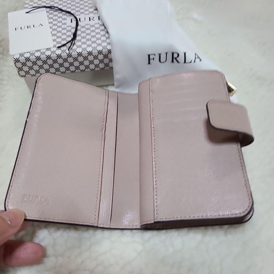 FURLA 二つ折り財布