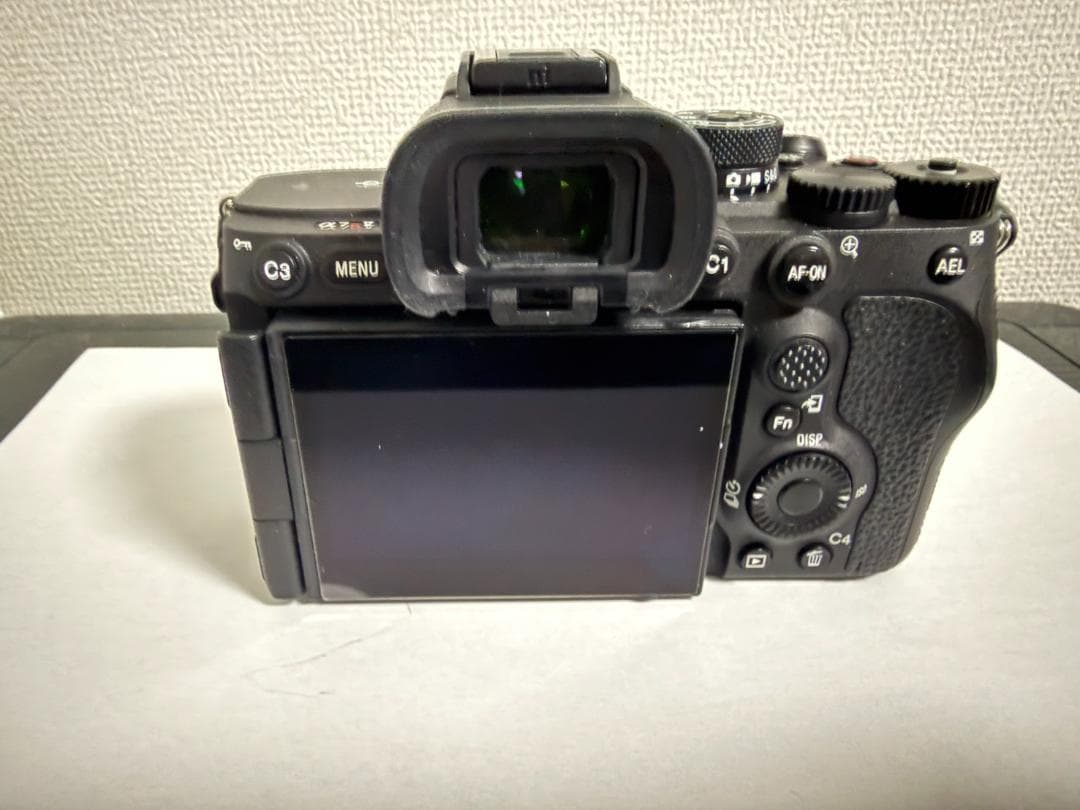 【美品・シャッター回数6442】SONY α7R V 本体（マイク、ケージ付）