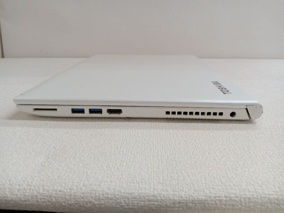 Windowsノート本体 406 Toshiba dynabook Satellite AZ45/BW