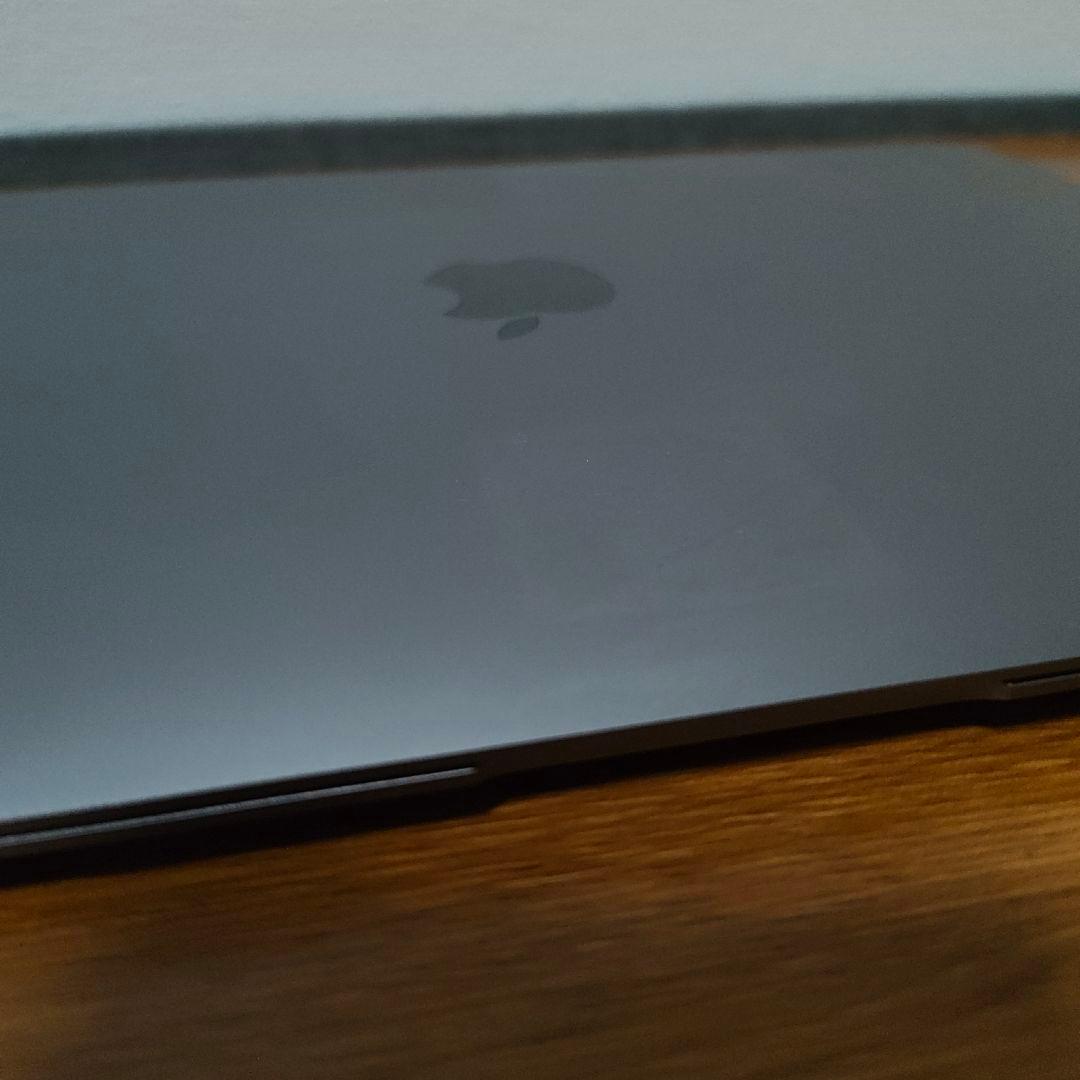 【良品】MacBook Air (Retina, 13-inch, 2019)