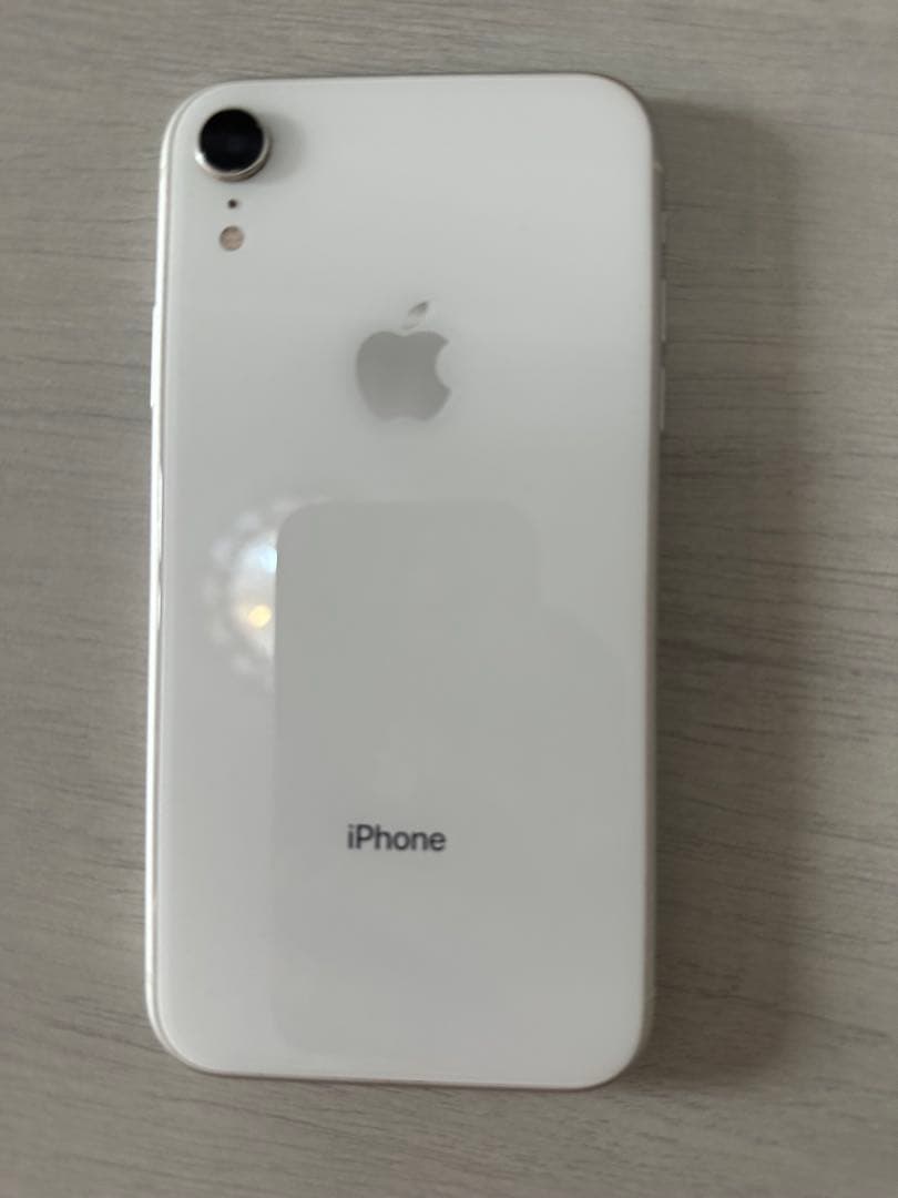 IPhone XR 128 GB 中古　 ホワイト　ジャンク