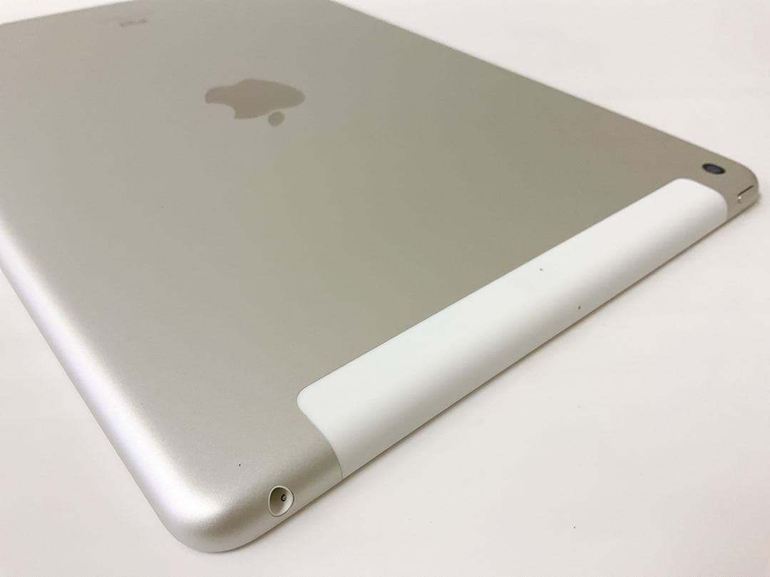 【美品・BT96％】iPad 第9世代 64GB Cellularモデル シルバ