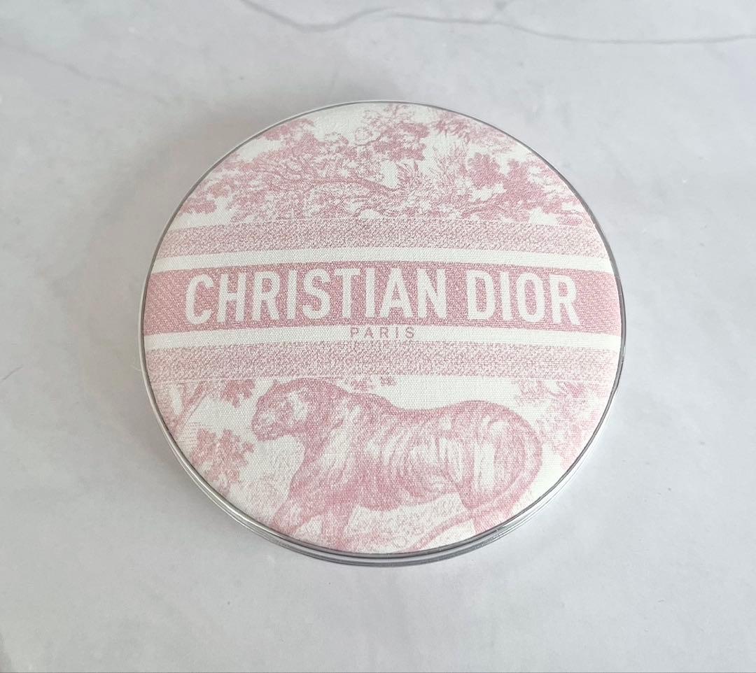 Dior ディオールスキン フォーエヴァー ヌード ブロンズ グロウ 新品未使用