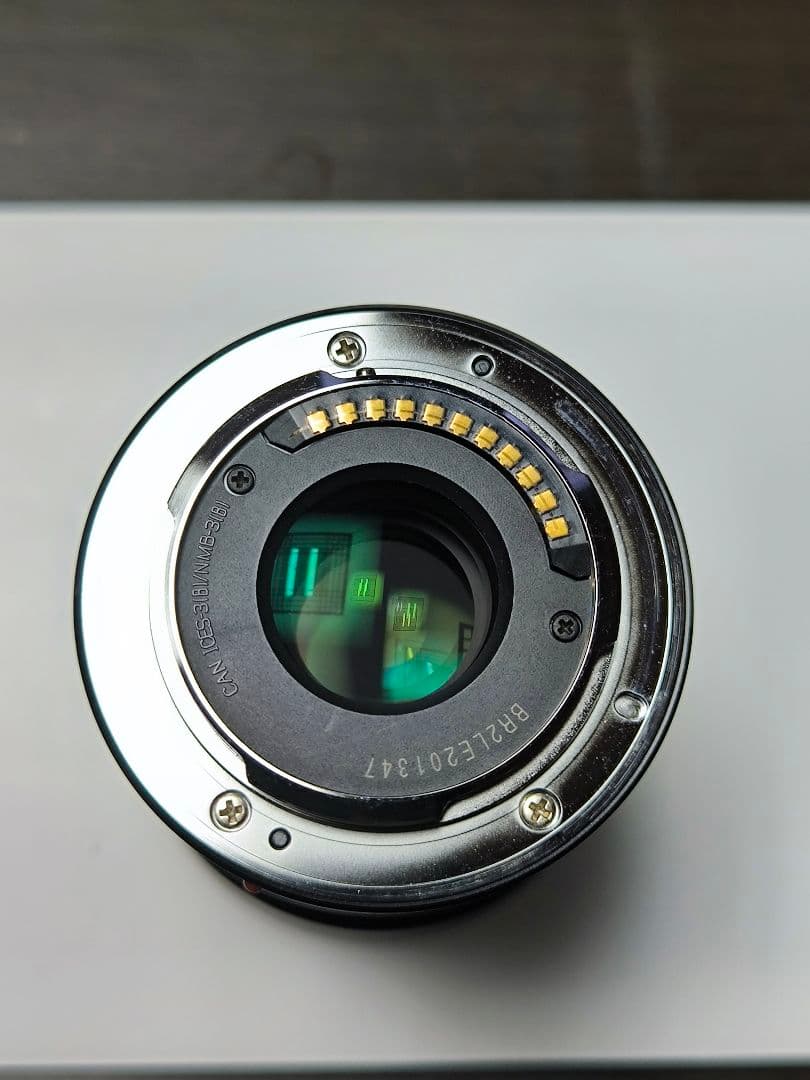 LUMIX G 42.5mm F1.7 レンズ
