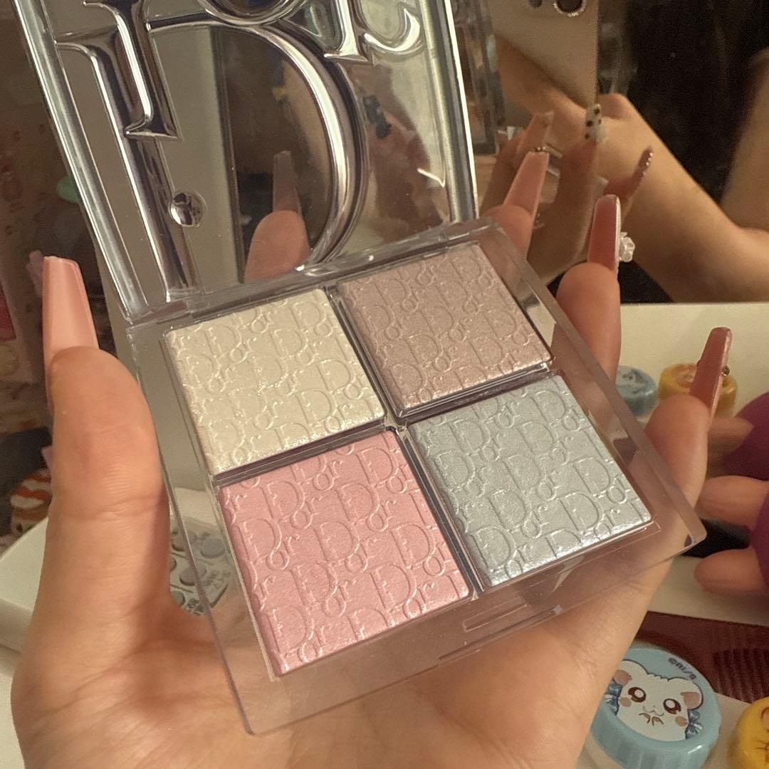 Diorハイライト