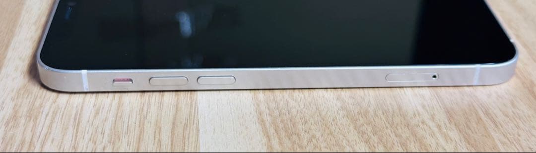 Apple iPhone 12 ホワイト