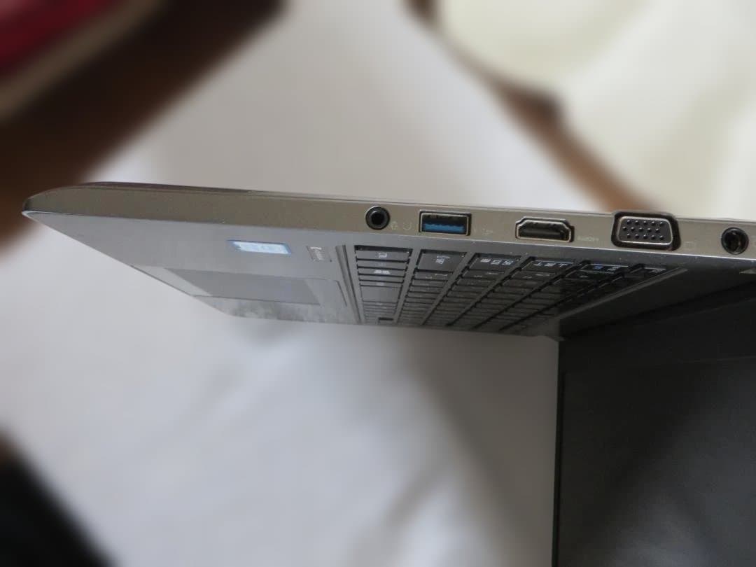 TOSHIBA　Dynabook　R63／DN　Core i5 ８世代