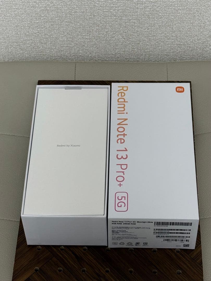 美品　Xiaomi Redmi Note 13 Pro+ 5G SIMフリー