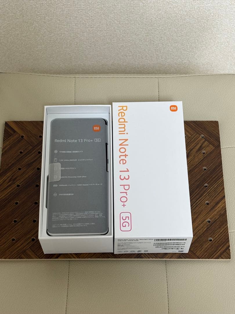 美品　Xiaomi Redmi Note 13 Pro+ 5G SIMフリー