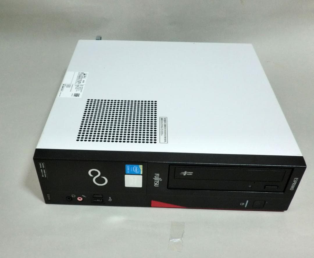 Fujitsu ESPRIMO スリムデスクトップ中古PC