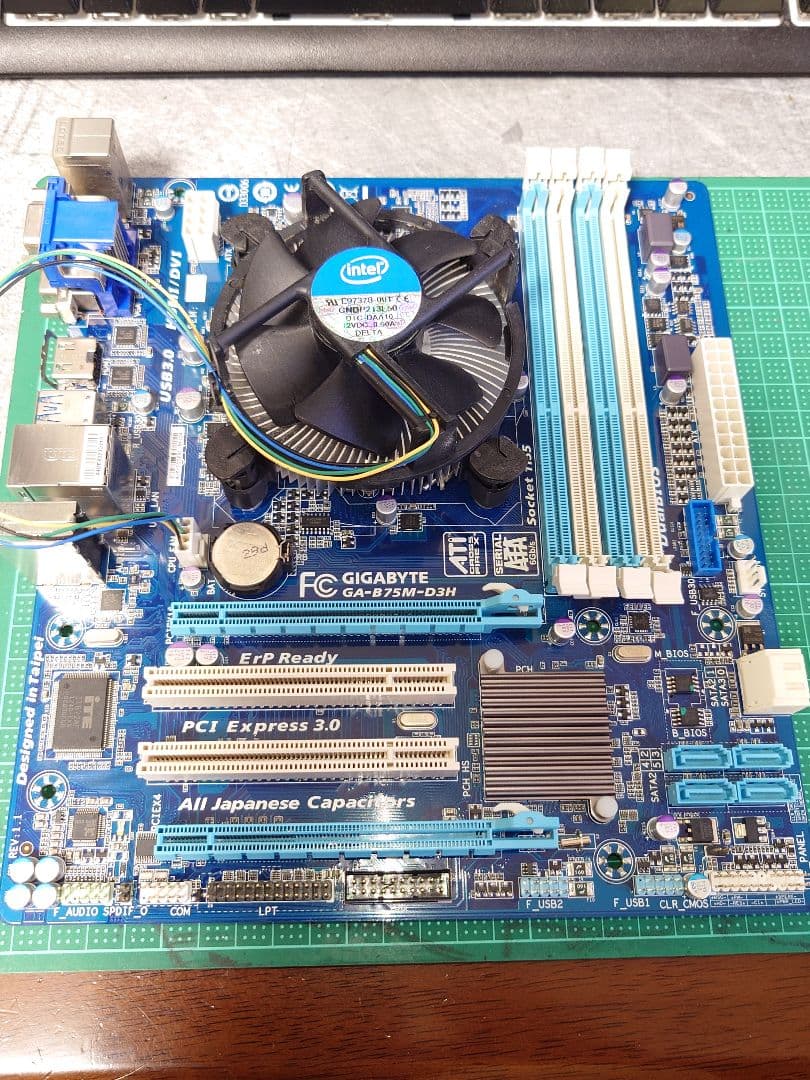 【動作確認済み】GIGABYTE GA-B75M-D3H マザーボード＋CPU